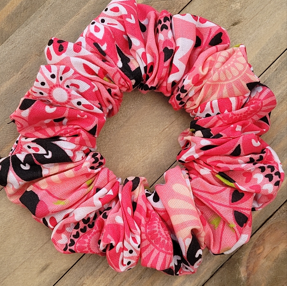 Scrunchies Pink larve size